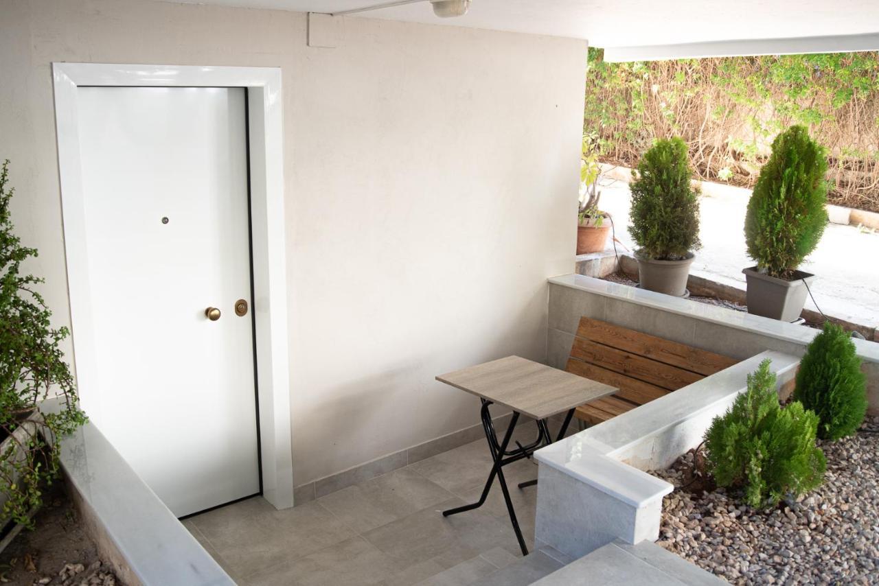 Apartmán Naiads Nest - The Garden Gem Várkiza Exteriér fotografie