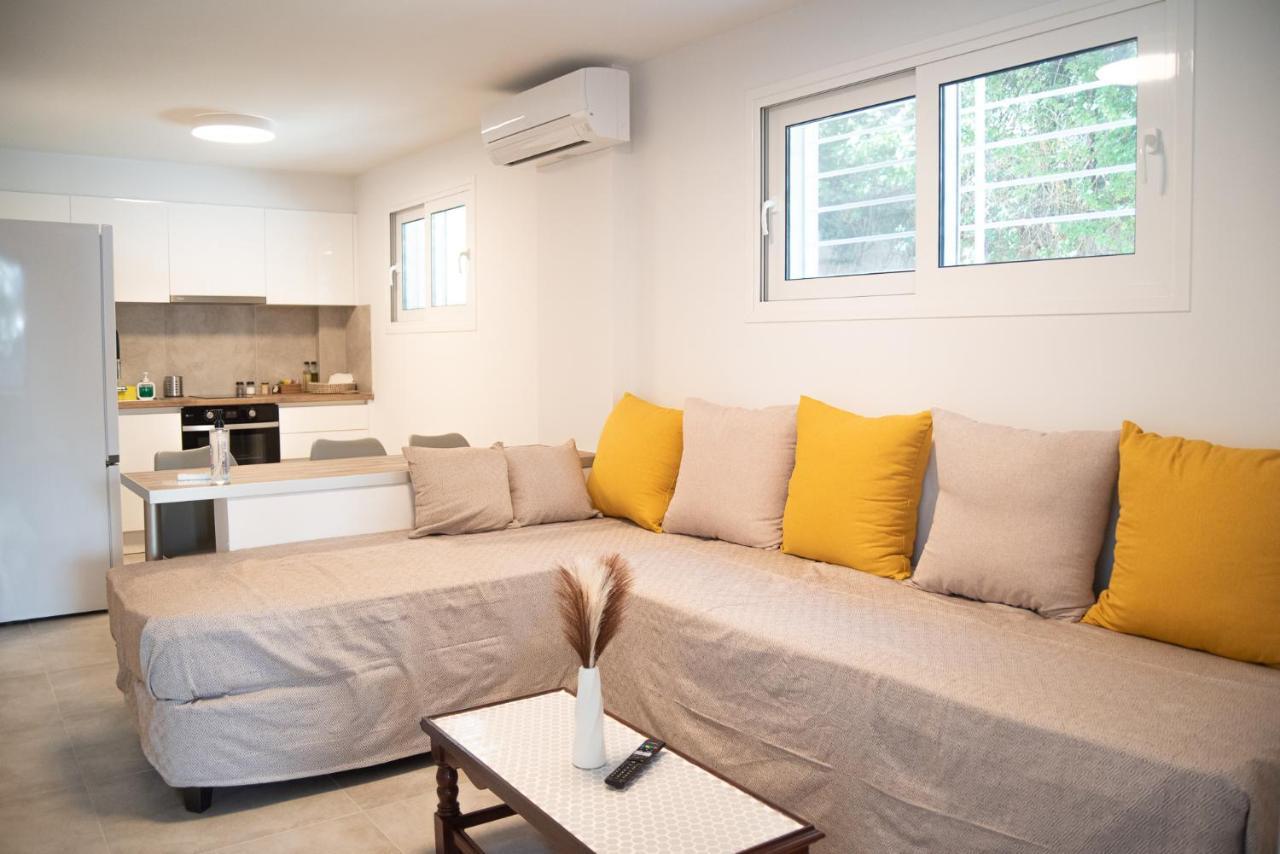 Apartmán Naiads Nest - The Garden Gem Várkiza Exteriér fotografie